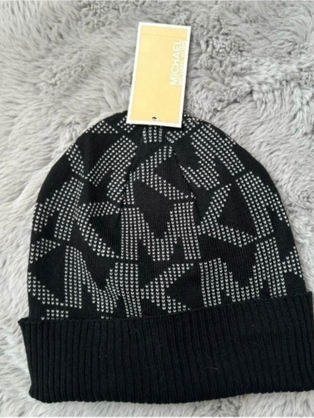 🌸NEW MK Michael Kors Black & White Logo Knit Beanie
